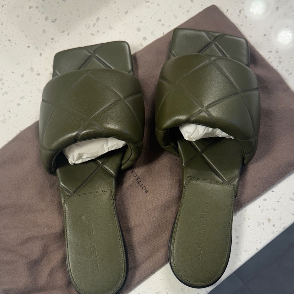 Bottega Veneta Green Quilted Sandals